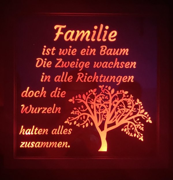 "Familie ist wie ein Baum...." Beleuchteter Spiegelrahmen